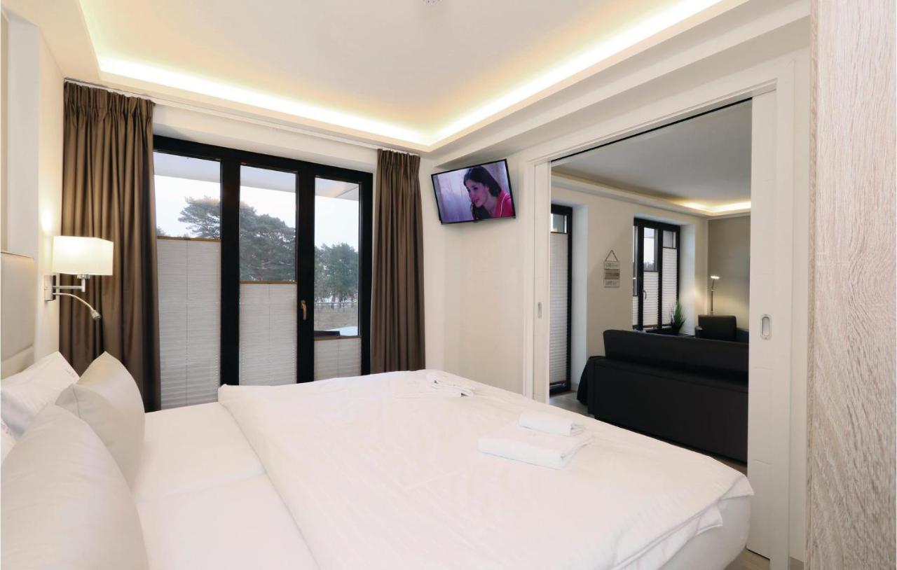 Pearlsmall Binz Luaran gambar